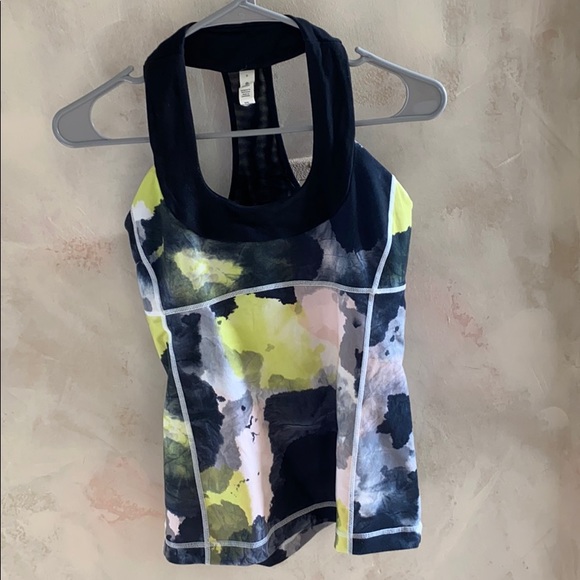 Lululemon Scoop Neck Tank - Picture 2 of 7